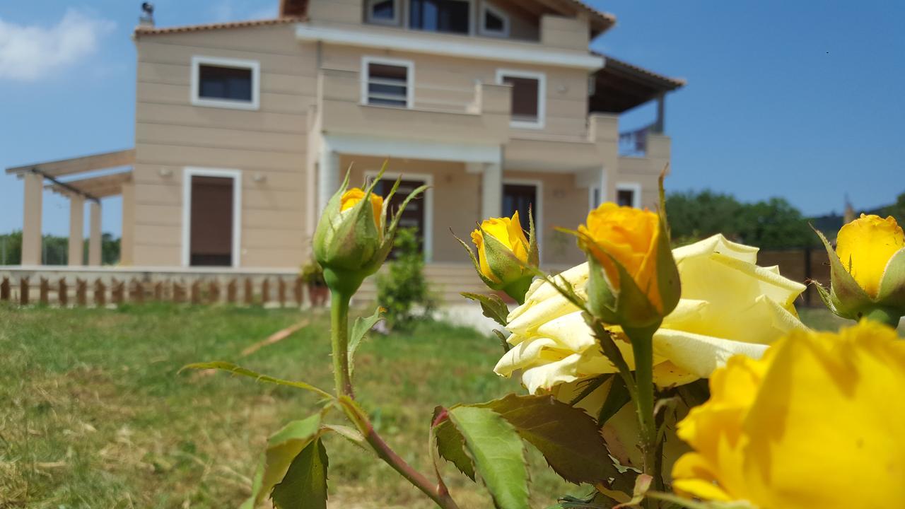 Villa Luna Каламакион Экстерьер фото